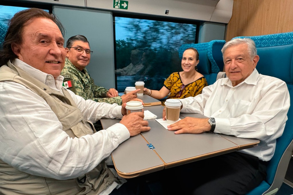 El Presidente viaja en Tren Maya tras&nbsp;supervisión