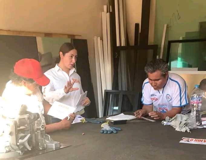 Yesenia Valdez continúa recorriendo el distrito&nbsp;7