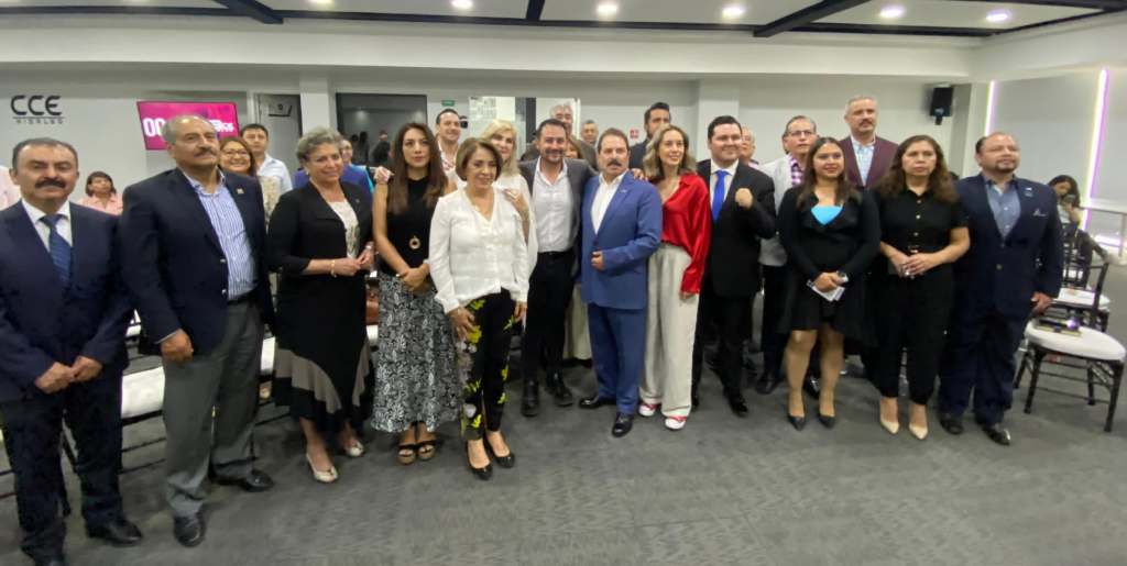 MÁS Y MEJORES EMPLEOS, CON EMPRESARIOS COMPROMETIDOS: MEMO&nbsp;SANJUANERO